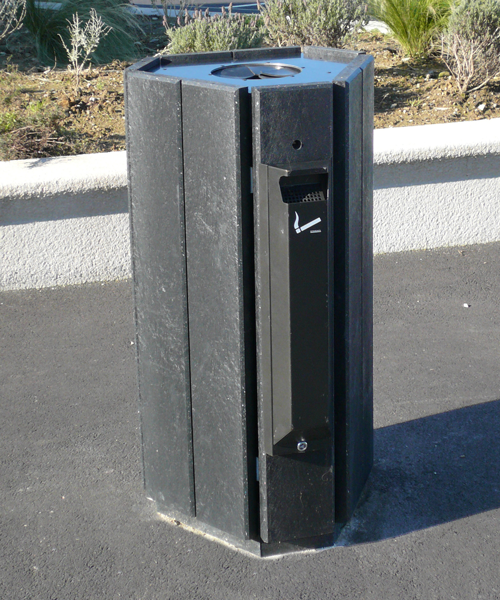 a:0:{} - Cendrier sur les corbeilles PARC ESPACE URBAIN